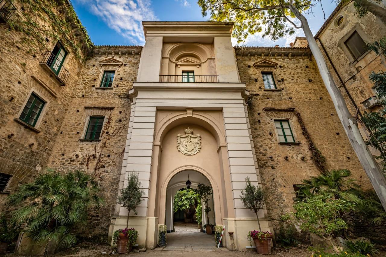 Palazzo Belmonte Hotel Santa Maria di Castellabate Ngoại thất bức ảnh